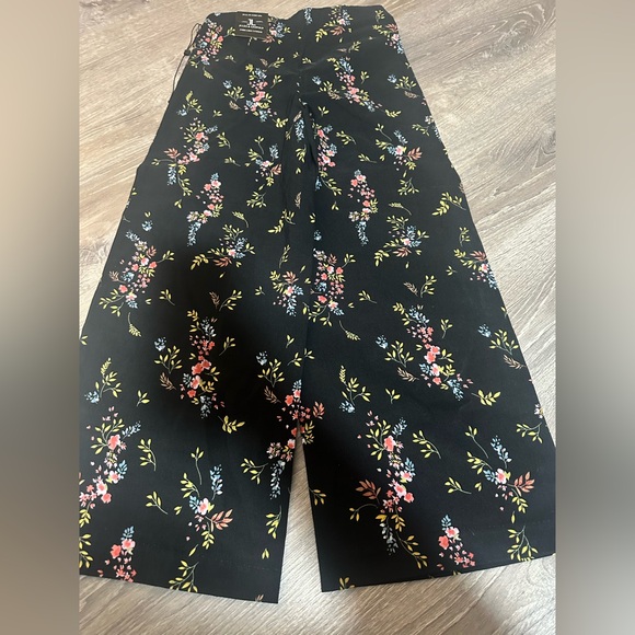 Jules & leopold Floral pull on Wide-Leg Pants - Picture 5 of 5